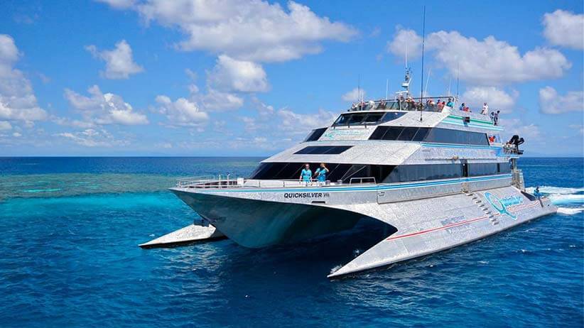 great barrier reef cruise to quicksilver port douglas pontoon